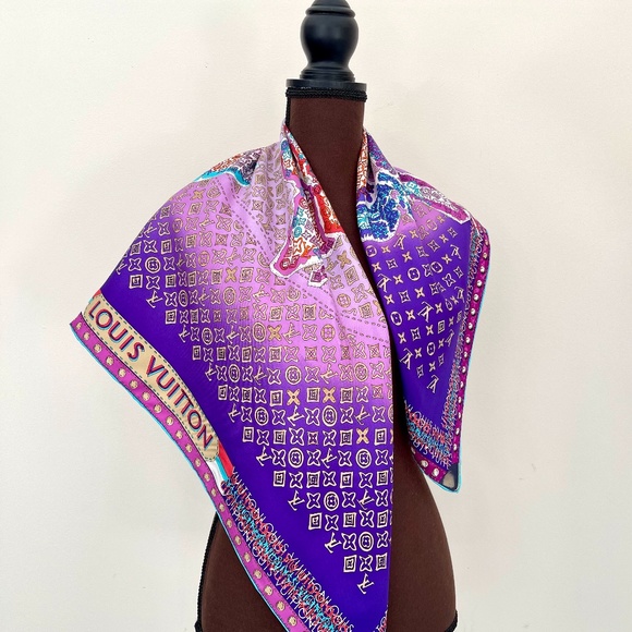 Display # 1 Louis Vuitton Monogram Map Square Purple Silk Scarf - Picture 6 of 16